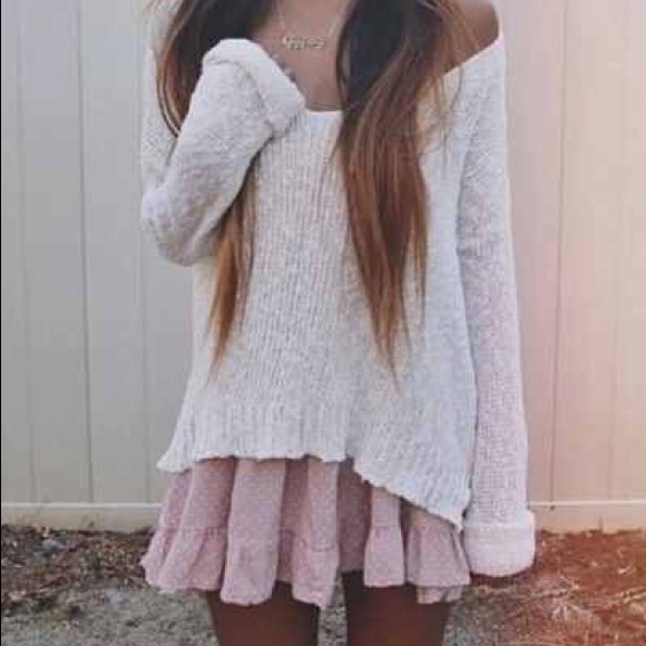 Brandy Melville Sweaters - Blue Brandy Melville v-neck sweater